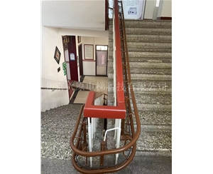 曲线型座椅电梯